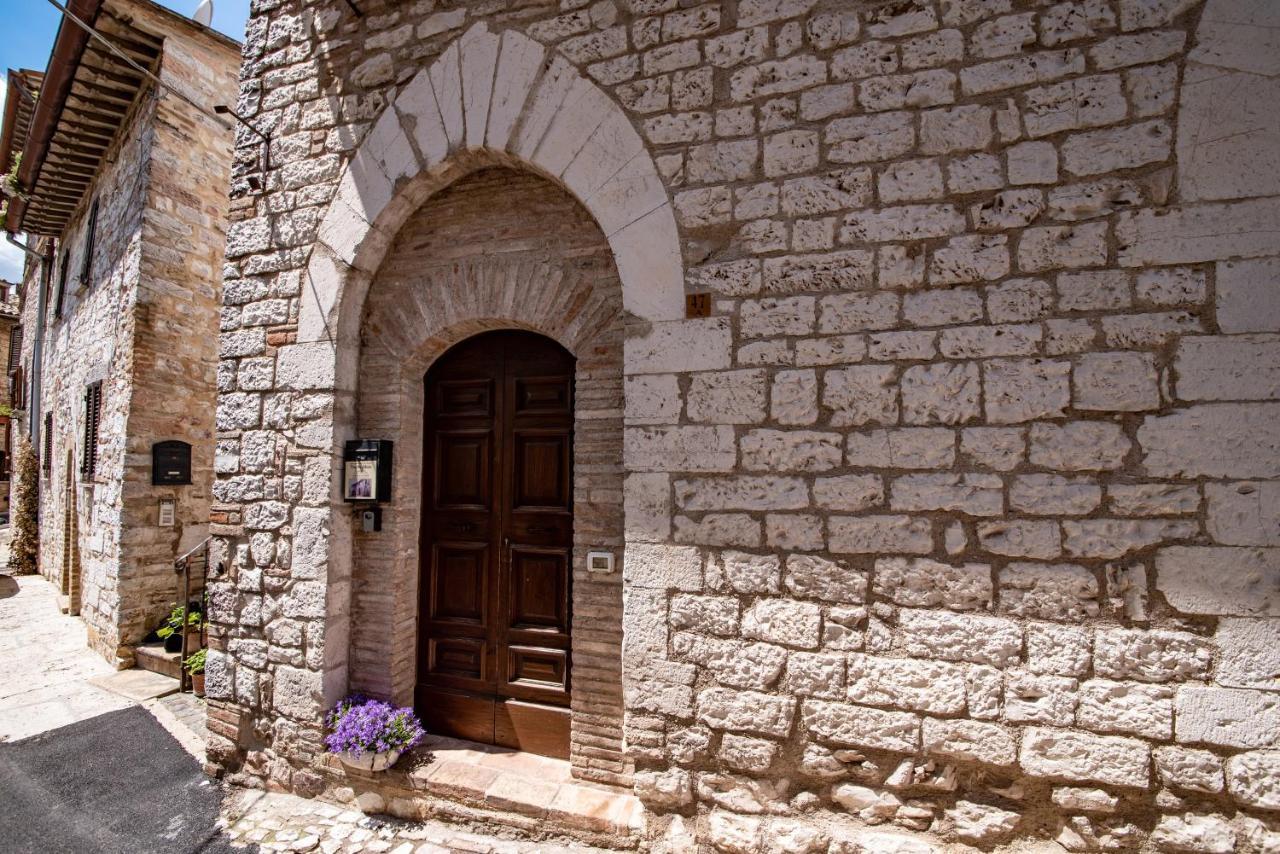 Perfetta Letizia Casa Vacanza Assisi Luaran gambar